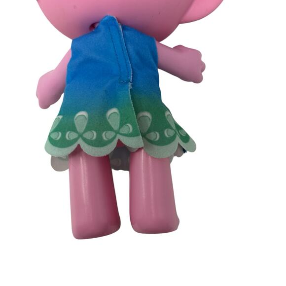 Dreamworks Trolls World TourToddler Poppy Doll Poseable Pink Dress Up Play Doll - Picture 9 of 9
